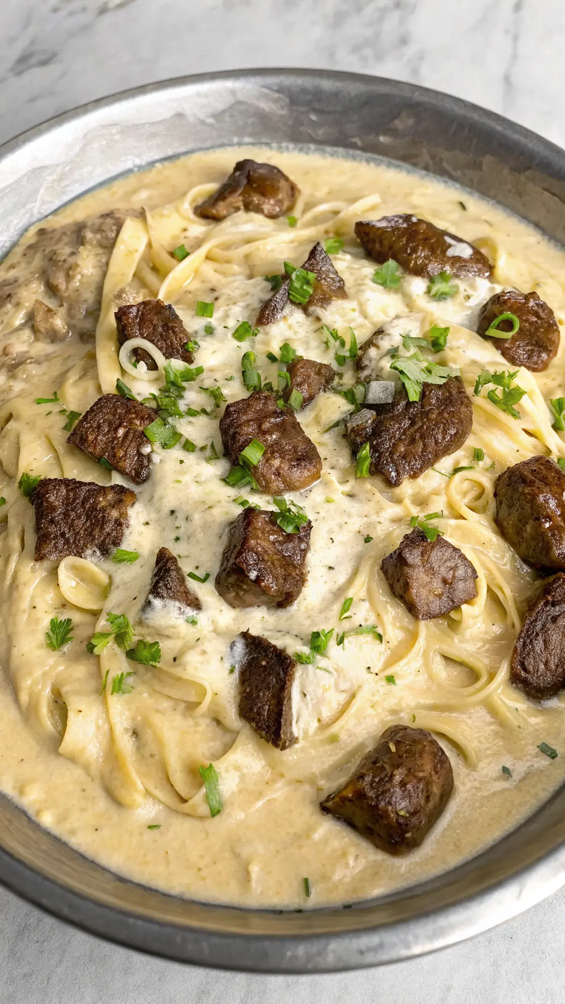 Garlic Butter Steak Alfredo 9 Garlic Butter Steak Alfredo 2